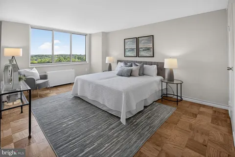$500,000 | 10500 Rockville Pike, Unit 1624, Rockville, MD 20852