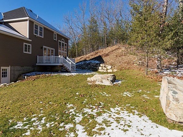 100 Ogunquit Road North Andover, MA 01845 - Photo 26 of 29 Gallery Image 26