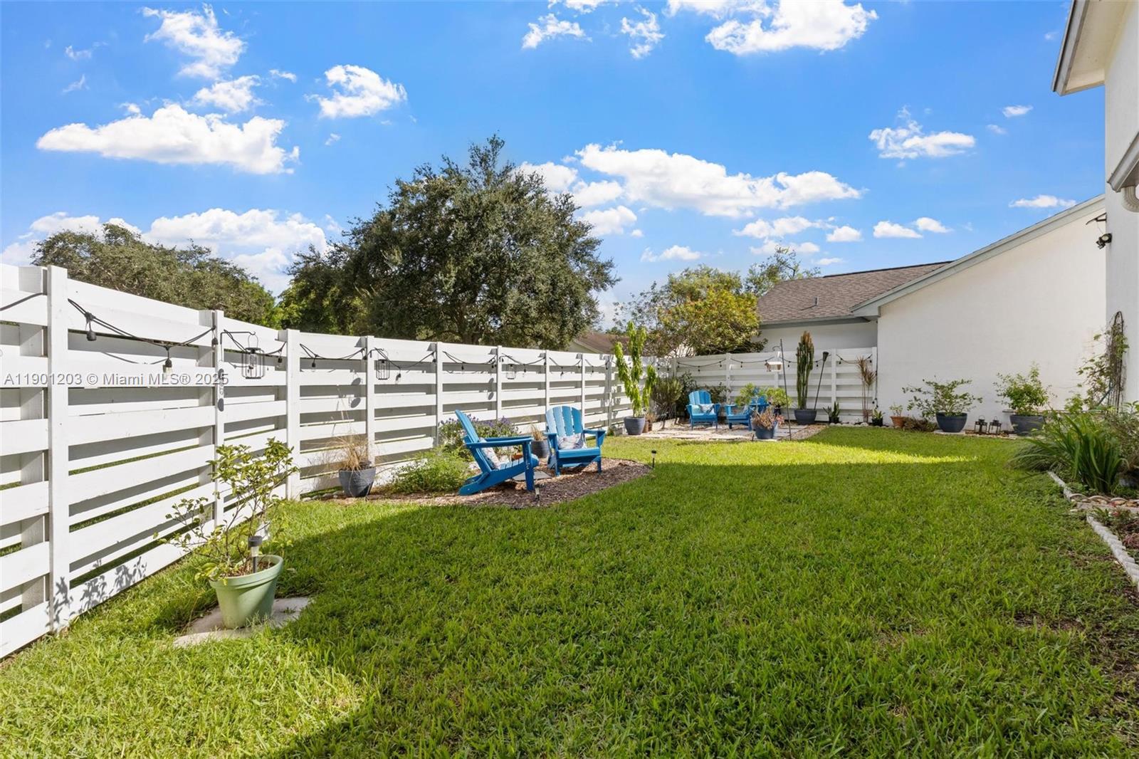 14683 Southwest 145th Terrace Miami, FL 33186 - Photo 31 of 47