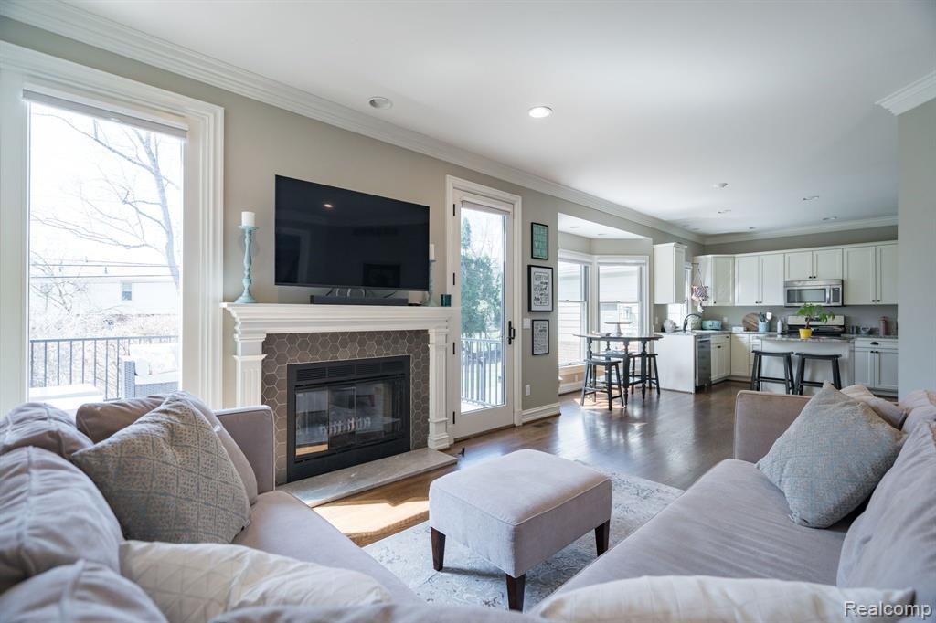 411 Cherry Tree Lane Rochester Hills, MI 48306 - Photo 8 of 61
