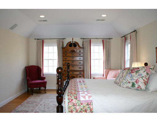 179 Concord Road Wayland, MA 01778 - Photo 18 of 27