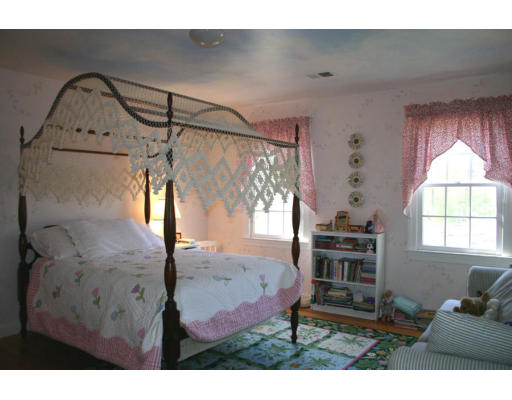 179 Concord Road Wayland, MA 01778 - Photo 21 of 27