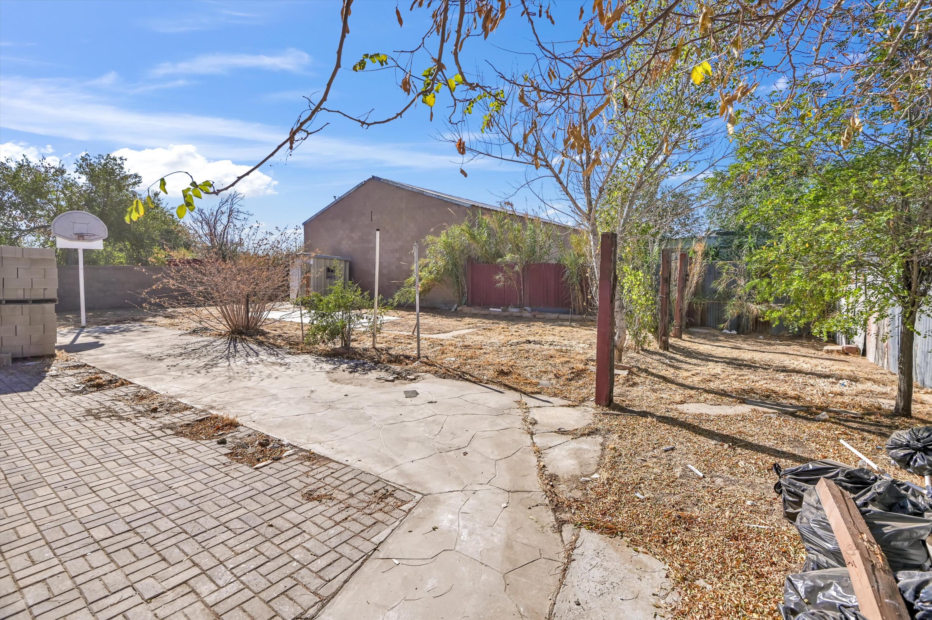 42736 Valley Line Road Lancaster, CA 93535 - Photo 7 of 46 10-DSC_6523