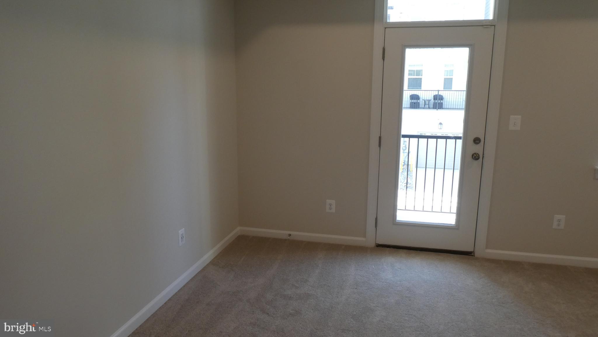 2329 Stephanie Tessa Lane Woodbridge, VA 22191 - Photo 44 of 50 an empty room with a window