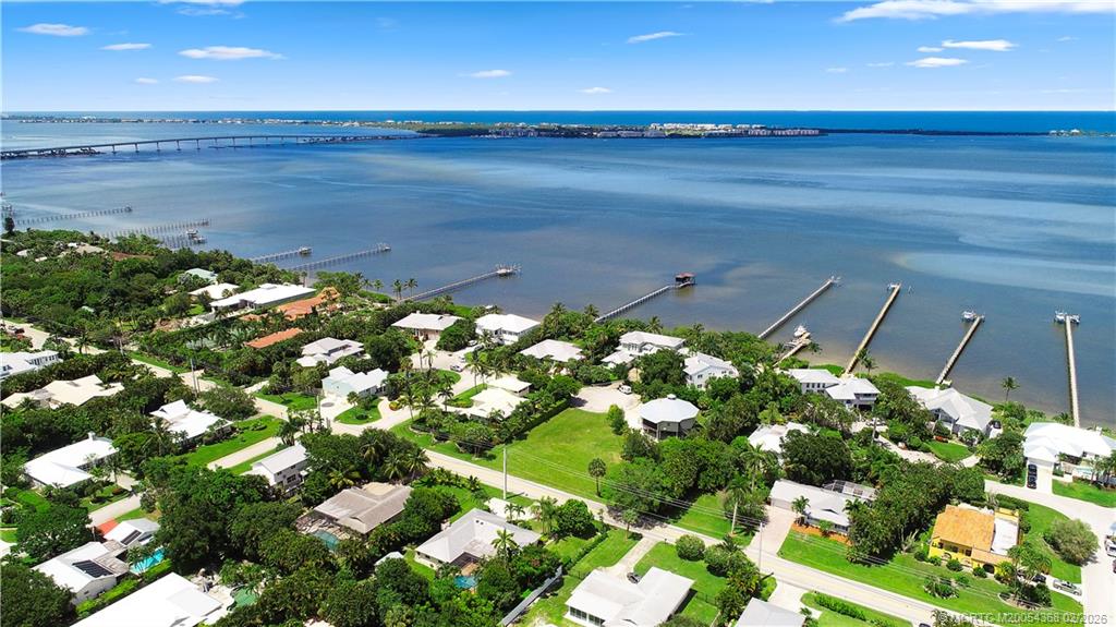 18 Cranes Nest Street Sewall's Point, FL 34996 - Photo 12 of 15