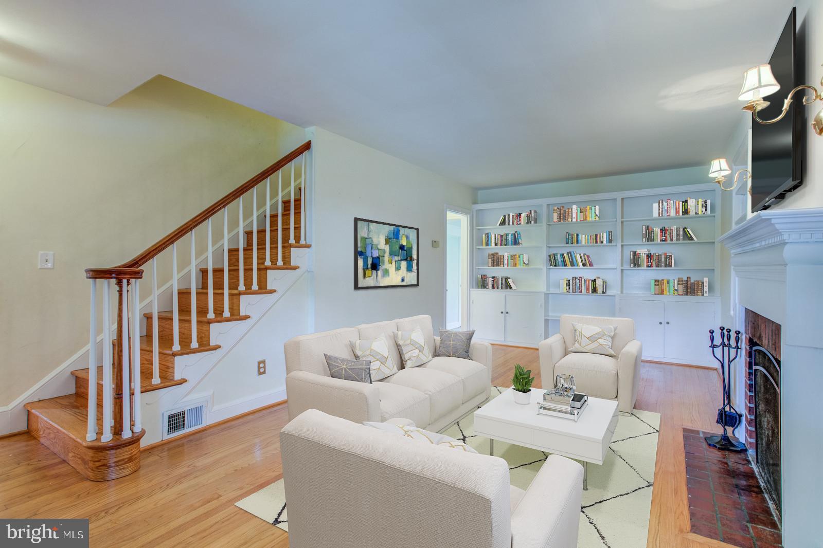 303 Whitestone Road Silver Spring, MD 20901 - Photo 3 of 39