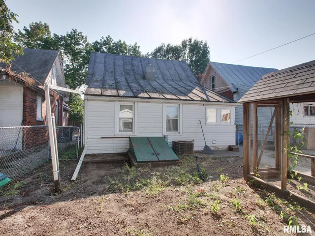 $79,900 | 1029 North 11th Street, Quincy, IL 62301