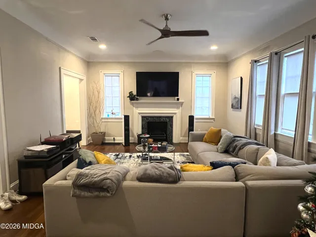 $2,200 | 171 Calloway Drive, Macon, GA 31204