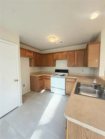 $2,150 | 715 Hallvale Drive, White Settlement, TX 76108