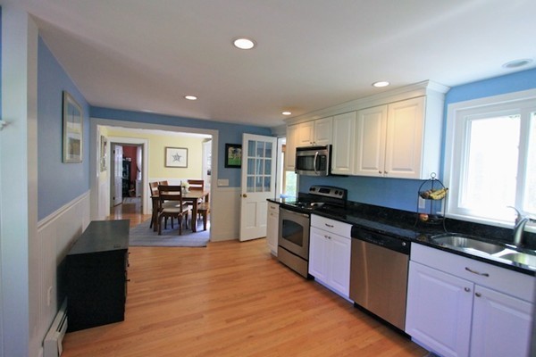 28 Butler Road Hingham, MA 02043 - Photo 9 of 10 Gallery Image 9