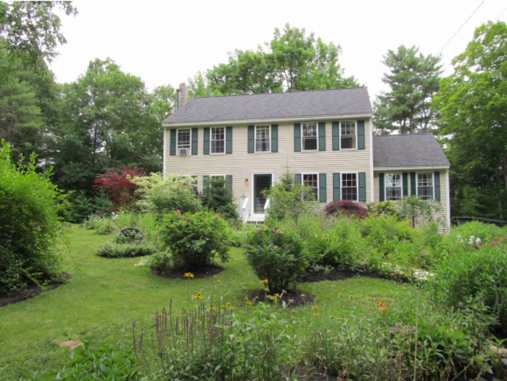 18 Garland Road Nottingham, NH 03290 - Photo 2 of 30