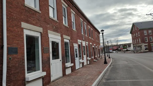 $1,365,000 | 37-39 East Main Street, Searsport, ME 04974