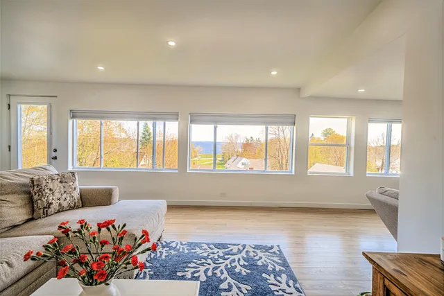 $1,365,000 | 37-39 East Main Street, Searsport, ME 04974