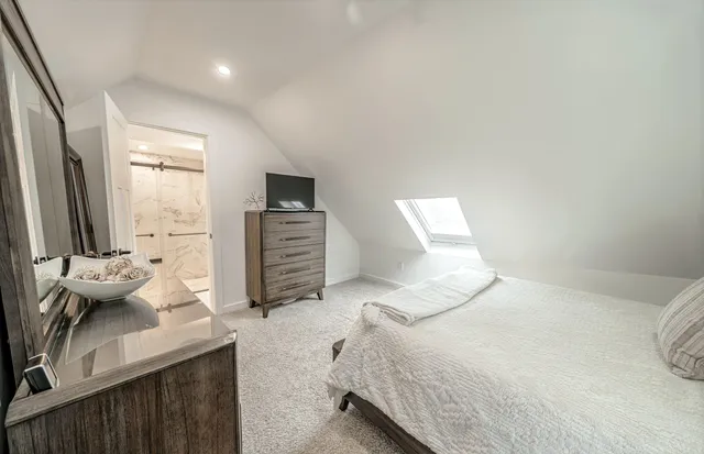 $1,365,000 | 37-39 East Main Street, Searsport, ME 04974