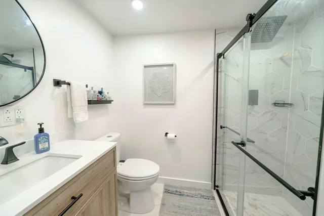 $1,365,000 | 37-39 East Main Street, Searsport, ME 04974