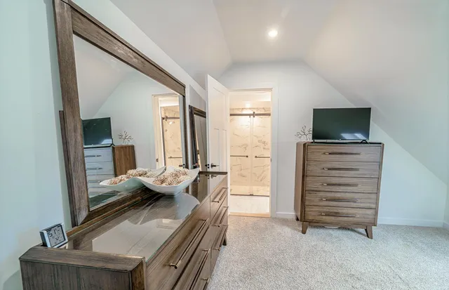 $1,365,000 | 37-39 East Main Street, Searsport, ME 04974