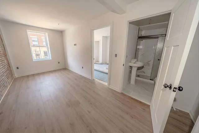 $1,365,000 | 37-39 East Main Street, Searsport, ME 04974