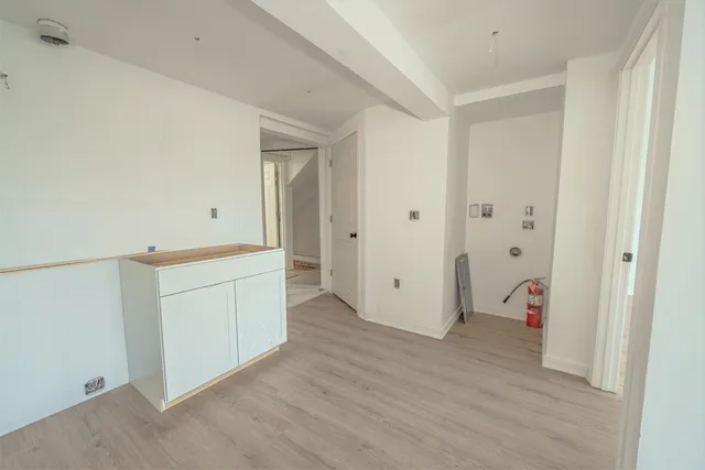 $1,365,000 | 37-39 East Main Street, Searsport, ME 04974