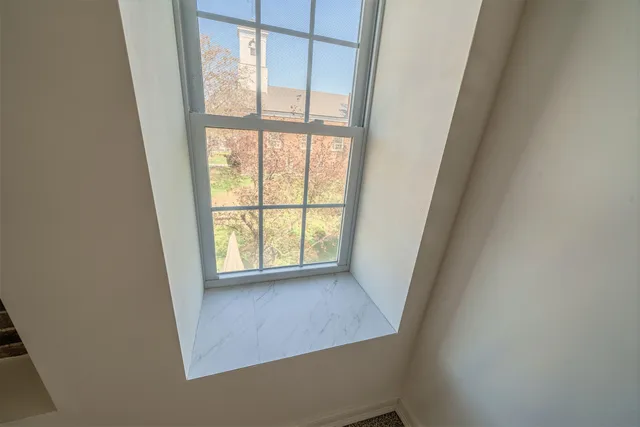 $1,365,000 | 37-39 East Main Street, Searsport, ME 04974