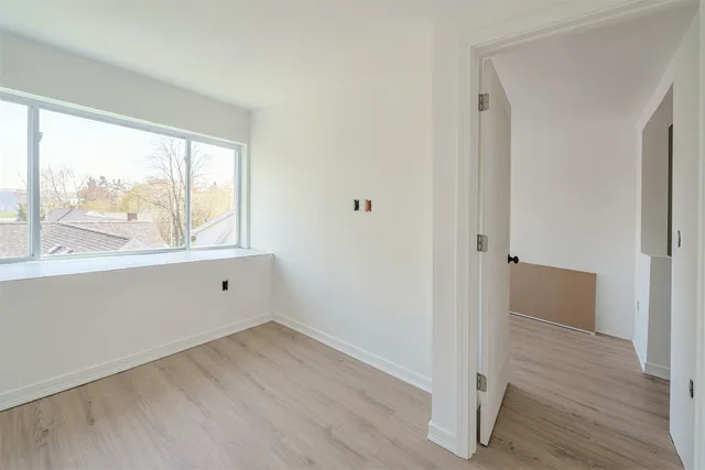 $1,365,000 | 37-39 East Main Street, Searsport, ME 04974