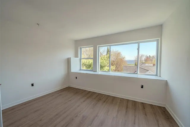 $1,365,000 | 37-39 East Main Street, Searsport, ME 04974