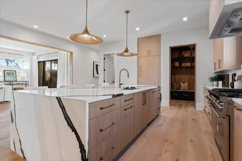 $3,750,000 | 822 Sutton Hill Road, Nashville, TN 37204