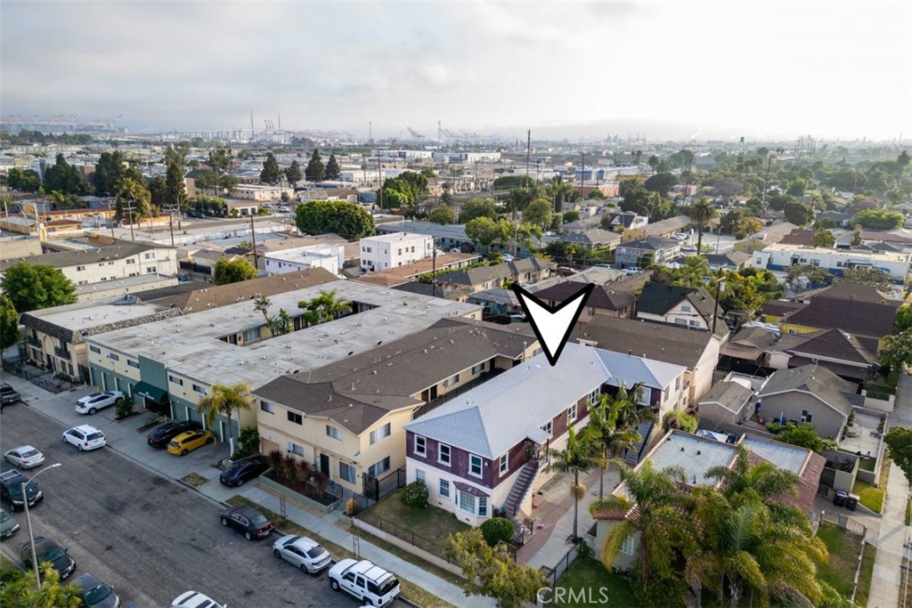 1885 Chestnut Avenue Long Beach, CA 90806 - Photo 2 of 14