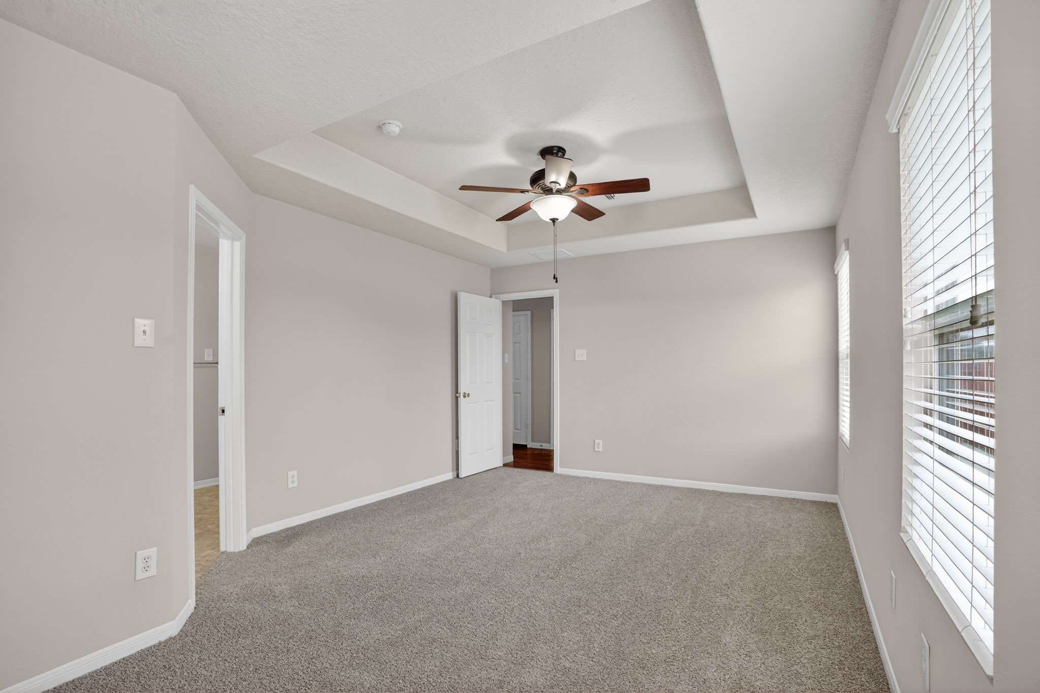 29414 Winton Wood Way Spring, TX 77386 - Photo 11 of 35 a view of an empty room with a window