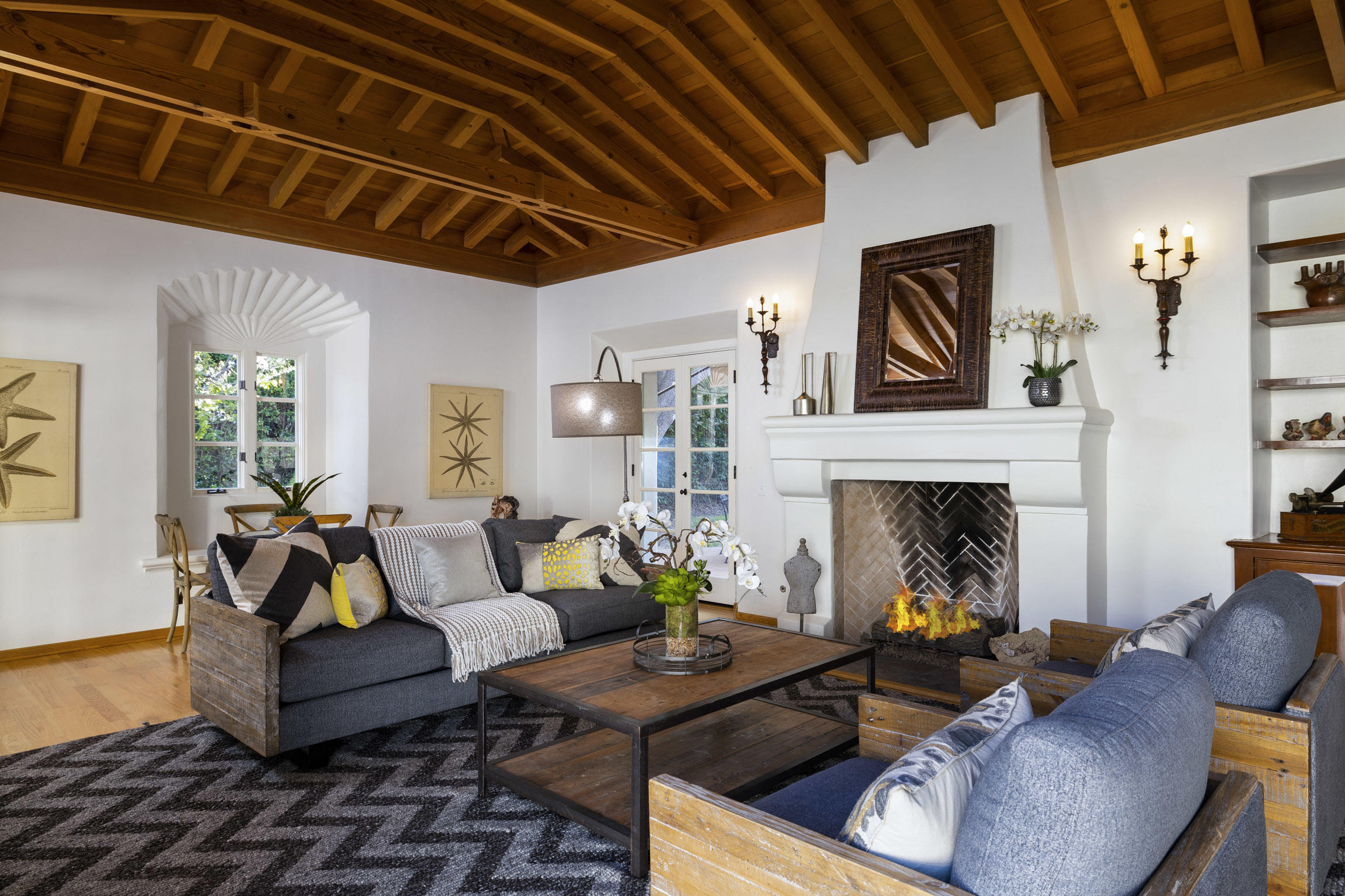 1327 Green Meadow Road Montecito, CA 93108 - Photo 9 of 31 Music/Media Room