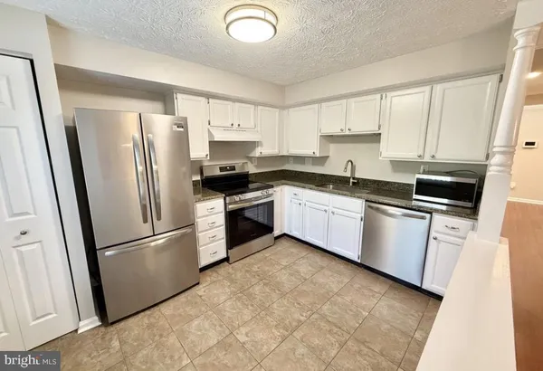 $3,000 | 7821 Edmunds Way, Elkridge, MD 21075
