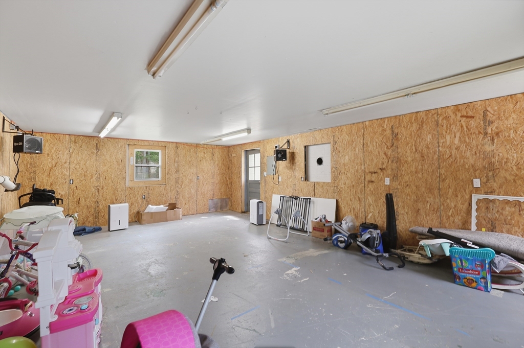 218 Airport Road Gardner, MA 01440 - Photo 35 of 42