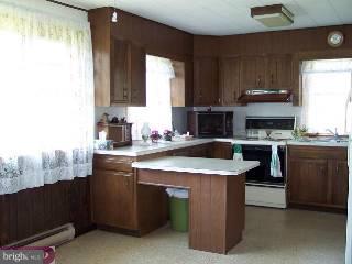 282 Warwick Road Elverson, PA 19520 - Photo 3 of 6 Gallery Image 3