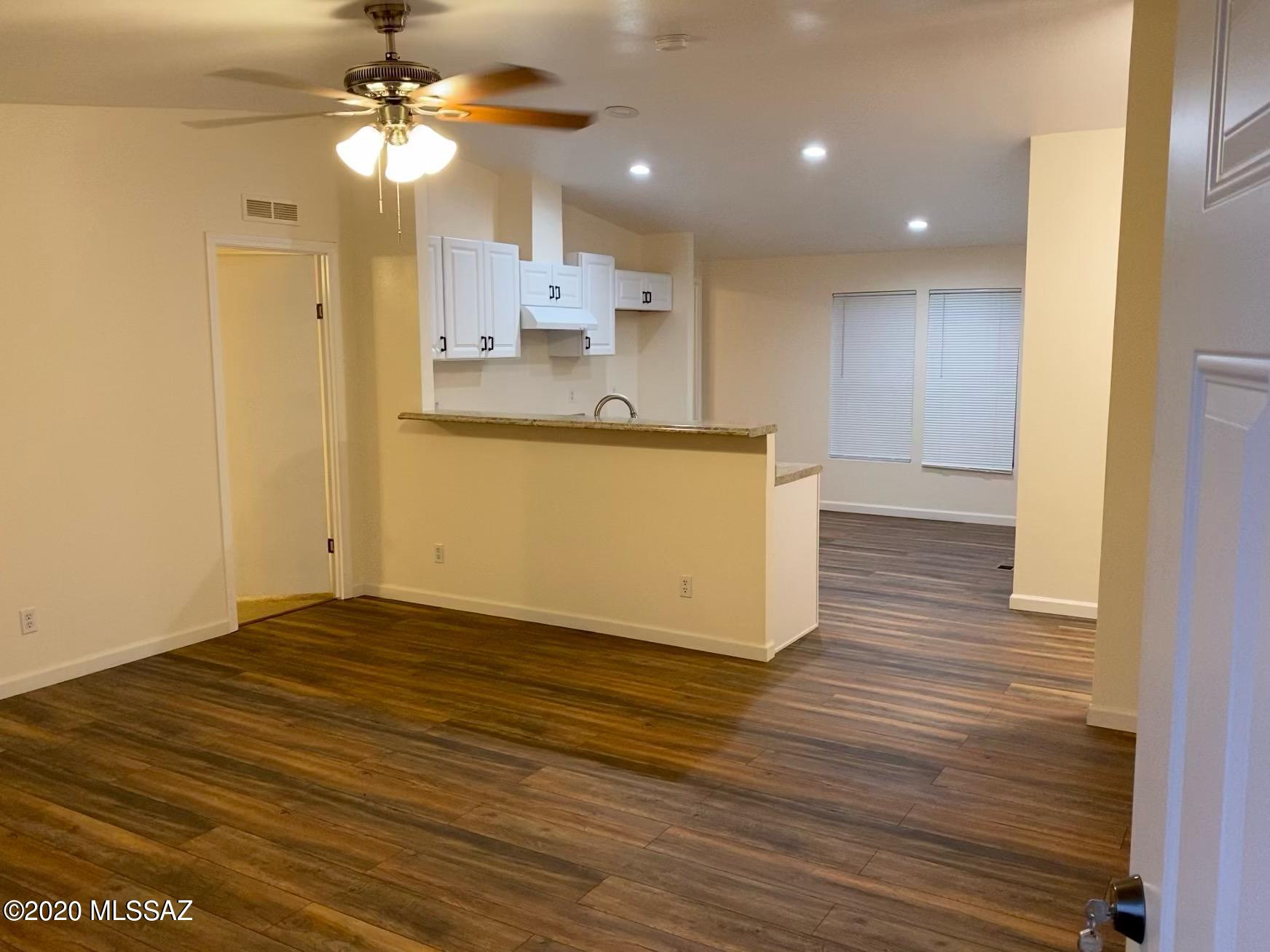 9190 South Fillmore Road Tucson, AZ 85736 - Photo 5 of 34 Gallery Image 5