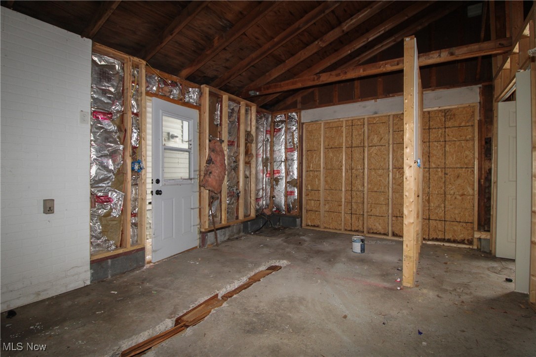 2012 Hubbard Masury Road Hubbard, OH 44425 - Photo 38 of 40 Gallery Image 38