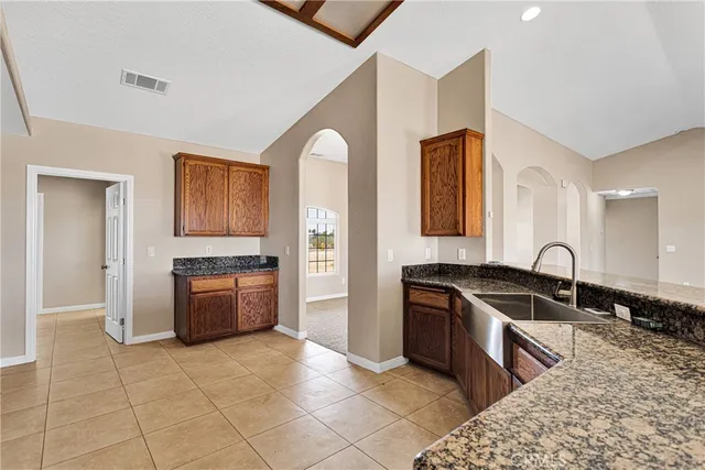 $669,000 | 11569 Arroyo Avenue, Hesperia, CA 92345