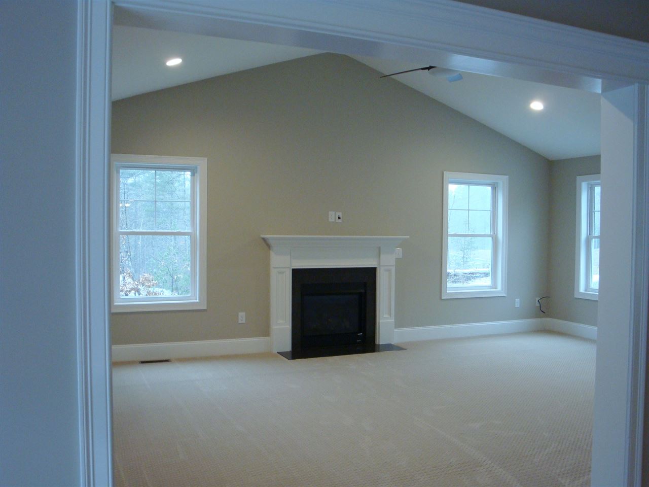 11 Keyes Hill Road Hollis, NH 03049 - Photo 6 of 13