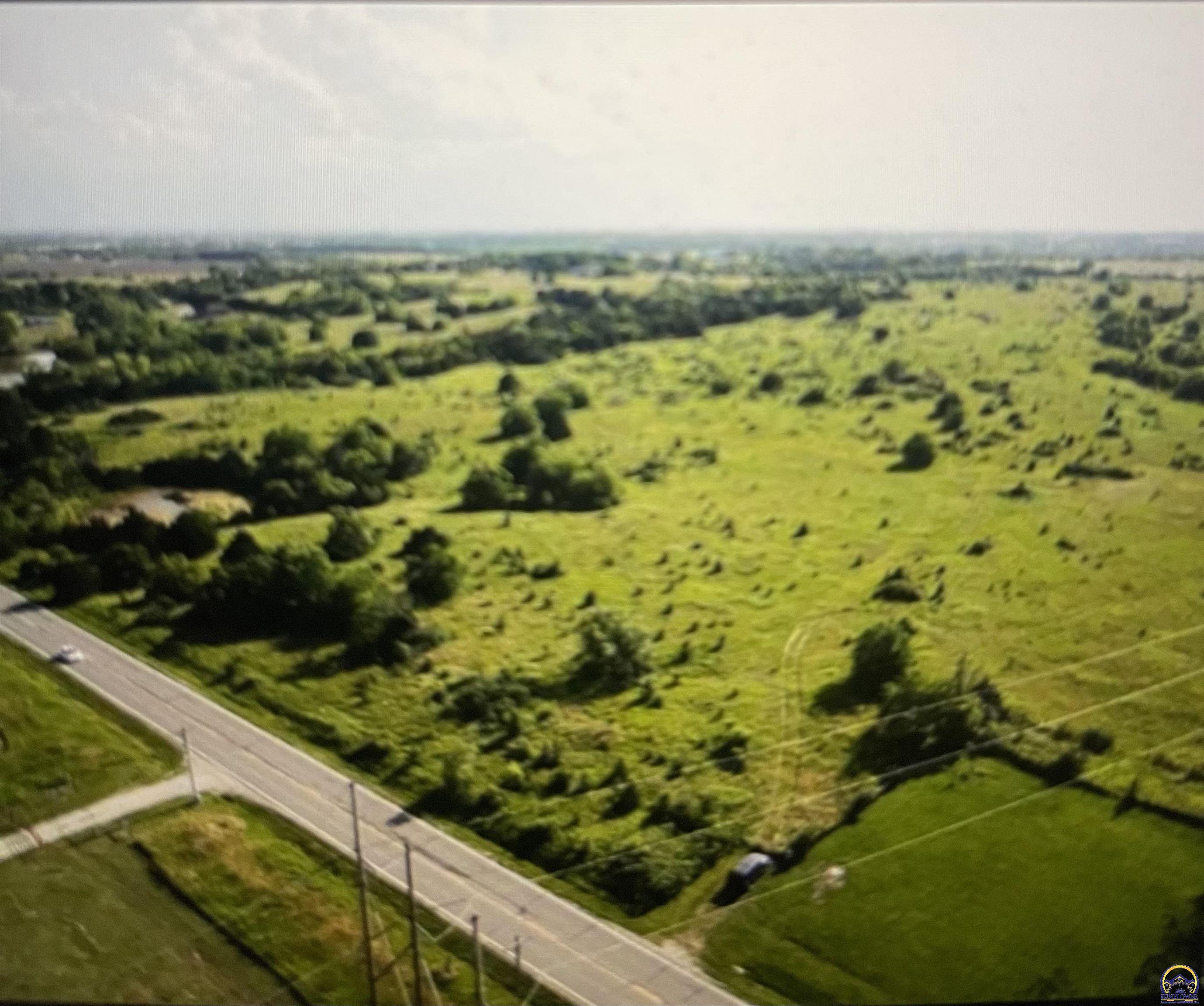 4300 Southwest Auburn Road Topeka, KS 66610 - Photo 2 of 3