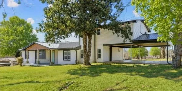 $499,000 | 405 Fairfield Road, Bethpage, TN 37022