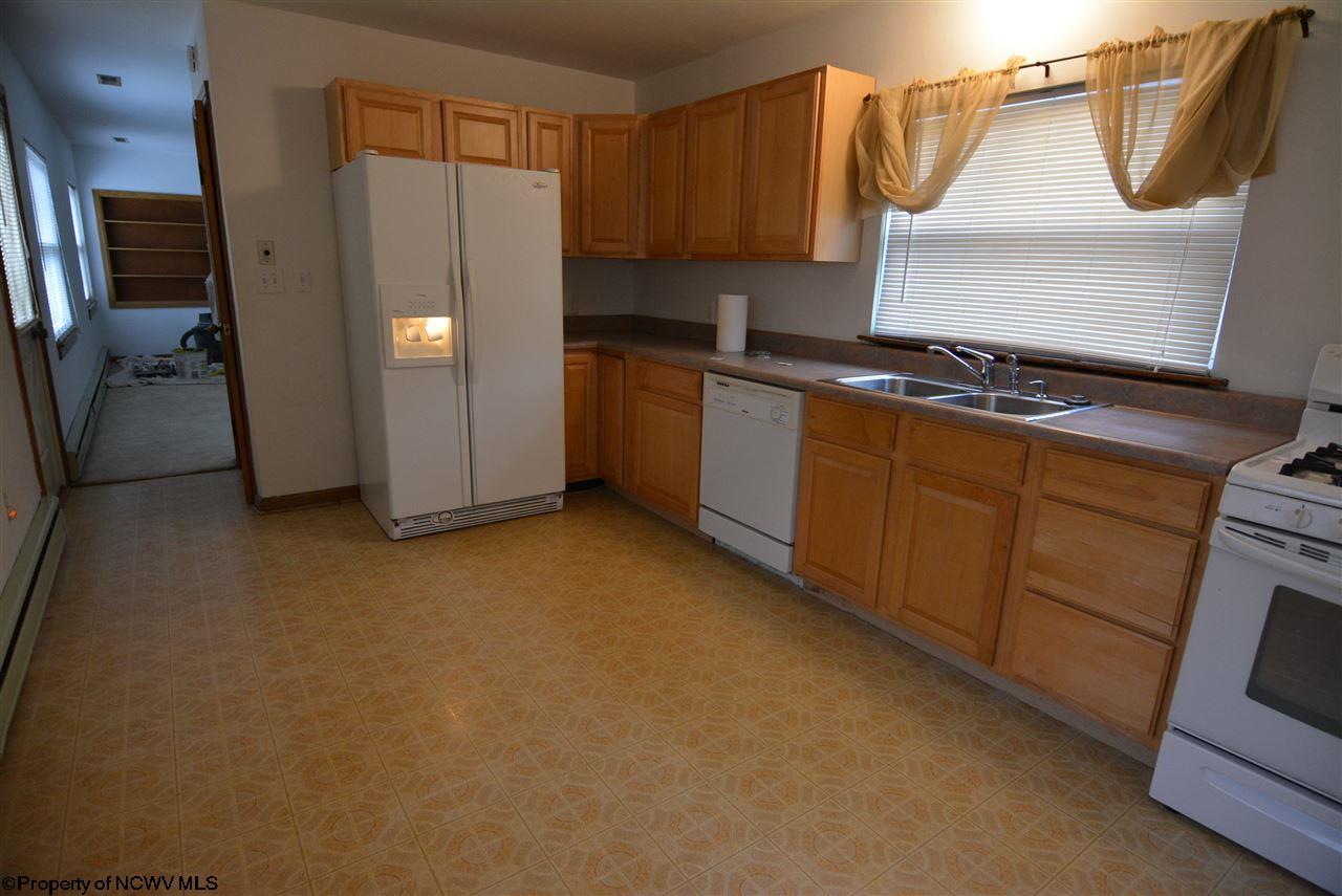 533 Ritter Street Bridgeport, WV 26330 - Photo 4 of 10 Gallery Image 4