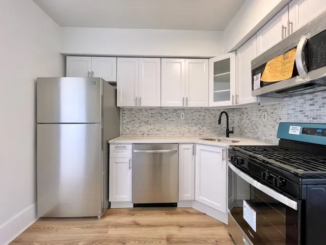 $1,900 | 212 15th Street, Unit 6, Jersey City, NJ 07310