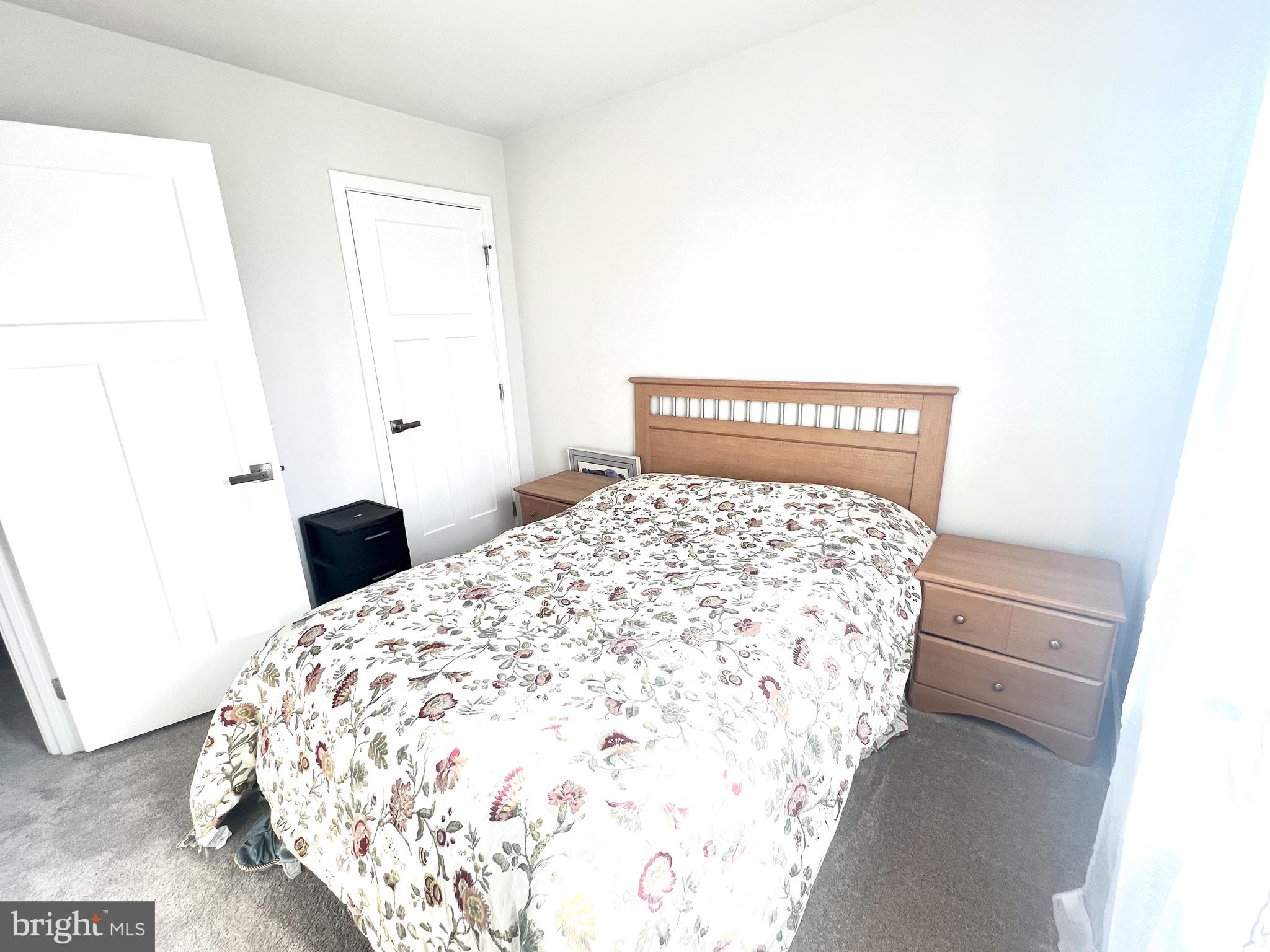2060 Rivers Drive Newark, DE 19702 - Photo 20 of 25 a bedroom with a bed and a window