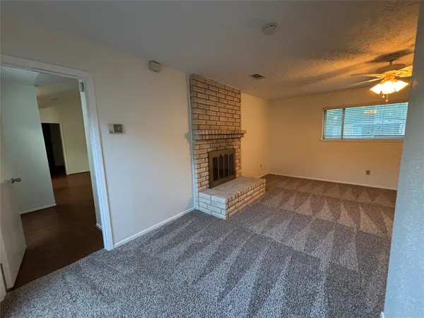 $2,100 | 12614 Campos Drive, Houston, TX 77065