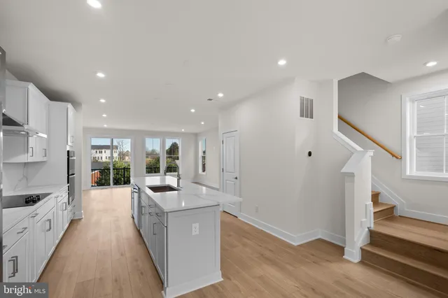 $582,720 | 9739 Grant Avenue, Manassas, VA 20110