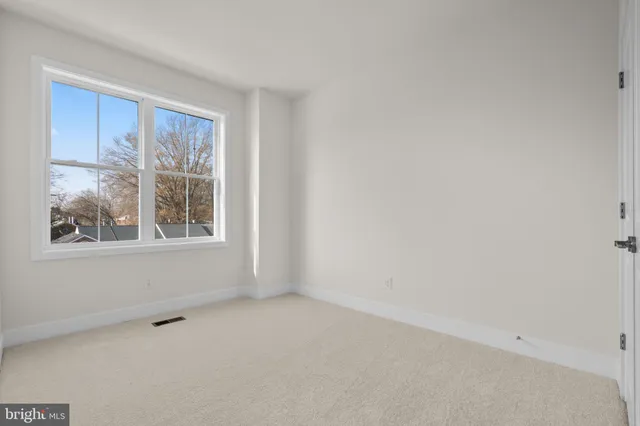 $582,720 | 9739 Grant Avenue, Manassas, VA 20110