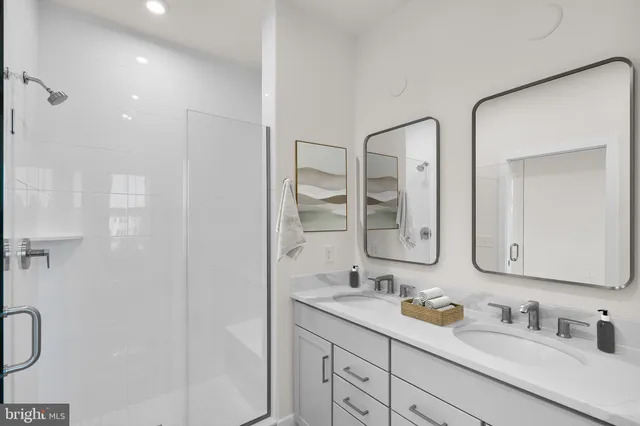 $582,720 | 9739 Grant Avenue, Manassas, VA 20110