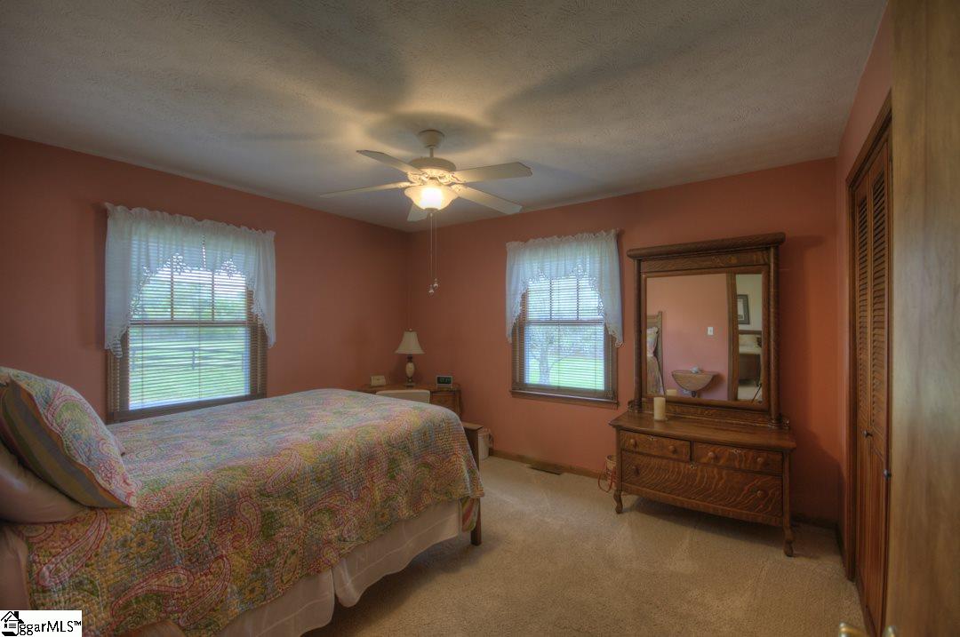 102 Ridge Way Simpsonville, SC 29680 - Photo 15 of 28