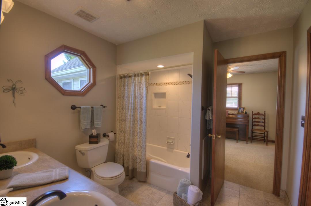 102 Ridge Way Simpsonville, SC 29680 - Photo 16 of 28