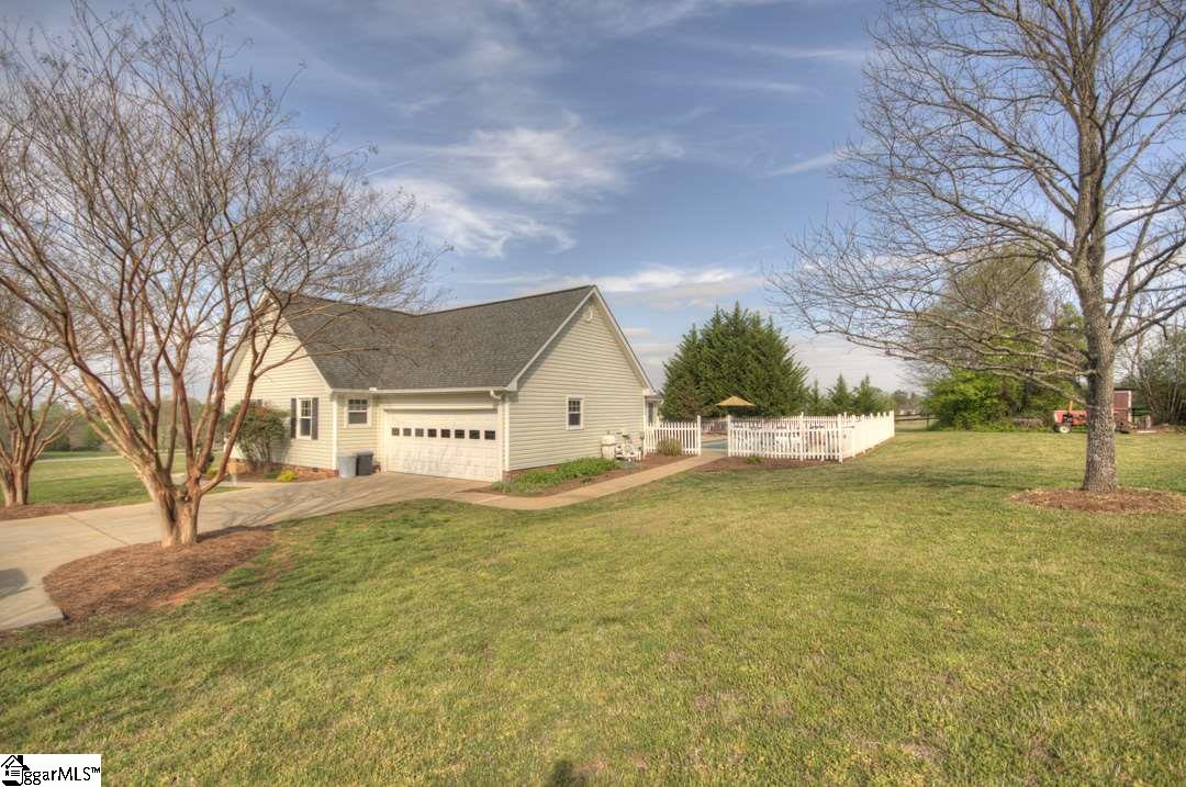 102 Ridge Way Simpsonville, SC 29680 - Photo 25 of 28