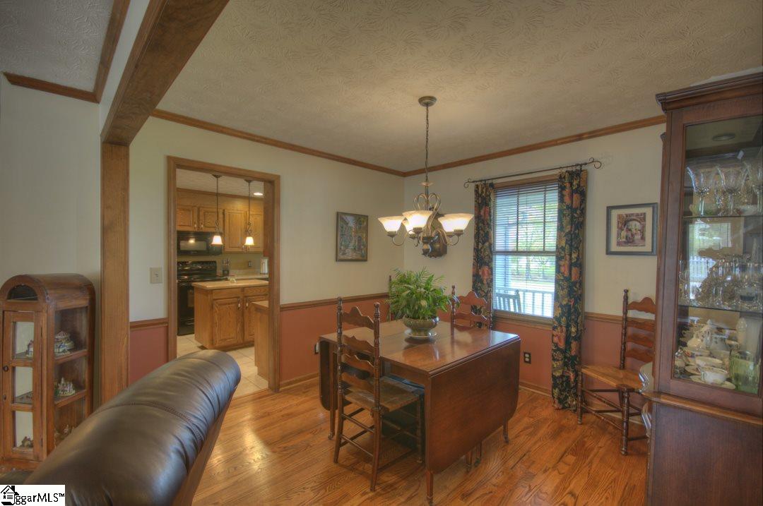 102 Ridge Way Simpsonville, SC 29680 - Photo 5 of 28