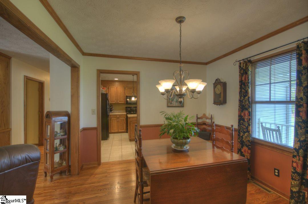 102 Ridge Way Simpsonville, SC 29680 - Photo 7 of 28
